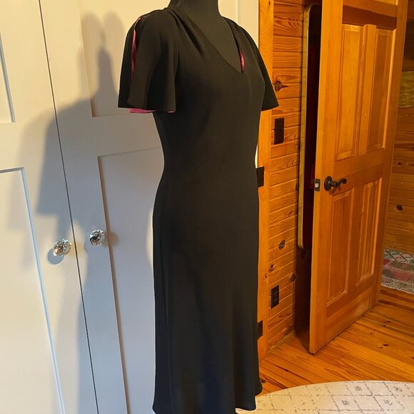 VTG Sangria Brand Flutter Sleeve Dress Lined with Pink Satin - Picture 3 of 7